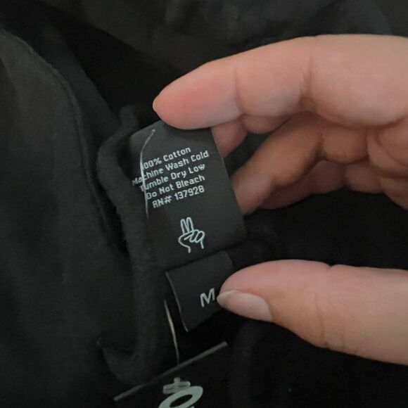 NWT OnlyNY Medium black sweatshirt - Picture 7 of 7